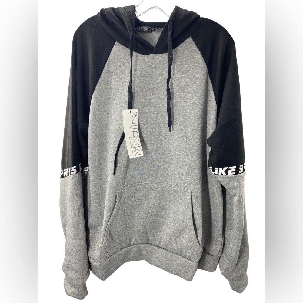 NWT Men casual long sleeve slim fit color block hoodie